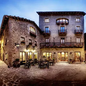 https://hostal-estrella.catalonia-hotels.com